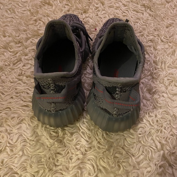 Yeezy Boost 350 V2 - Picture 6 of 8